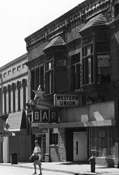 500 Block of Water Street